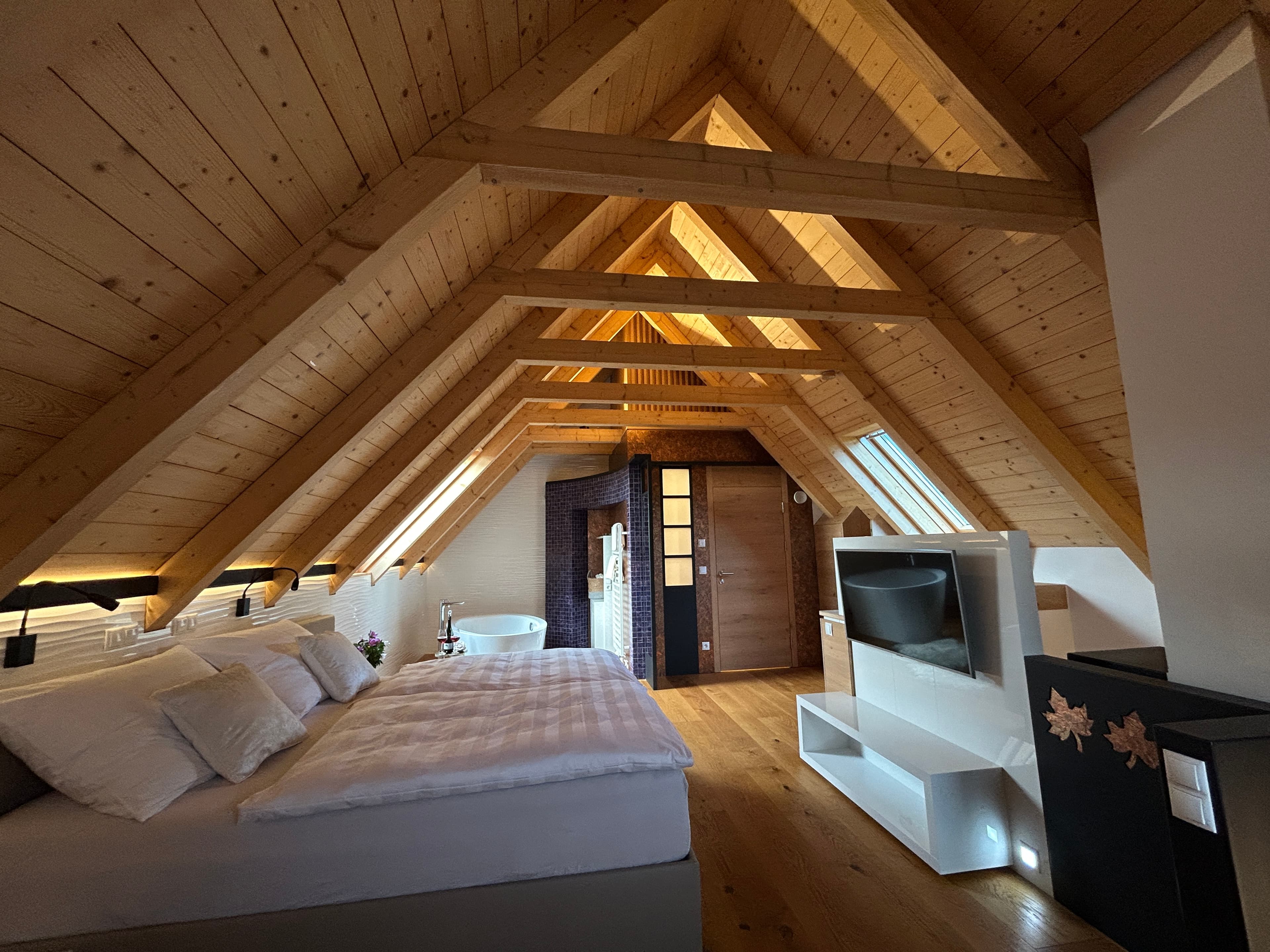 Koralmbahn Urlaub in den Sausaler-Weinchalets - Wein, Genuss & schnelle Anreise