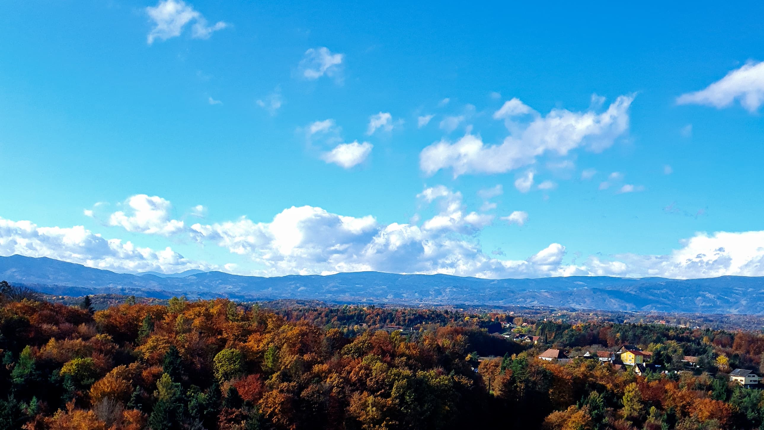 Die schönsten Wanderziele im Frühling – Top Regionen & Routen