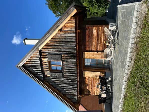 Flavia Solva erleben – Exklusivurlaub im Weinchalet
